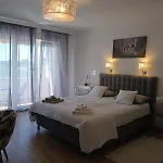 Riviera And Guest house 4*
