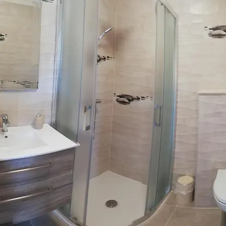 Riviera And 4* Palit