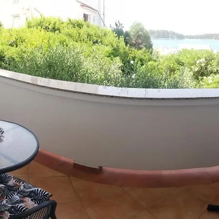 Riviera And Πανσιόν 4*