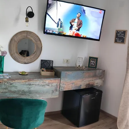 Riviera And Gasthuis