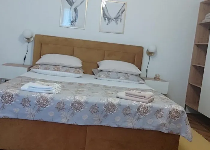 Riviera And Pensjonat 4*