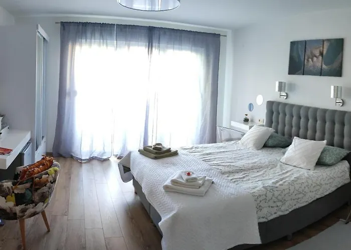 Riviera And Pensjonat 4*